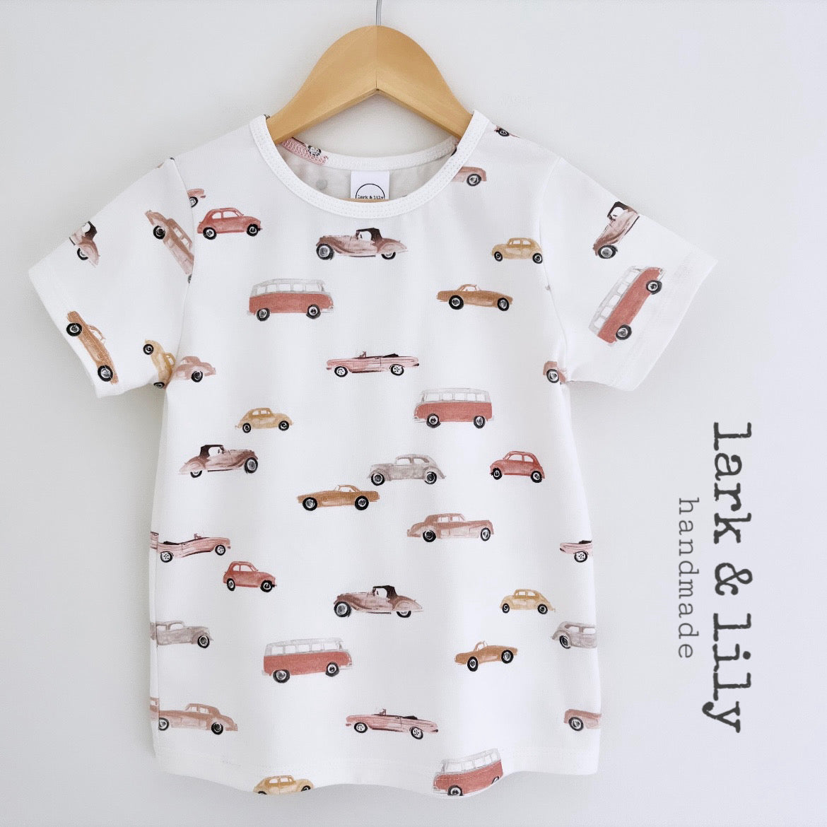 Vintage Cars Basic Tee